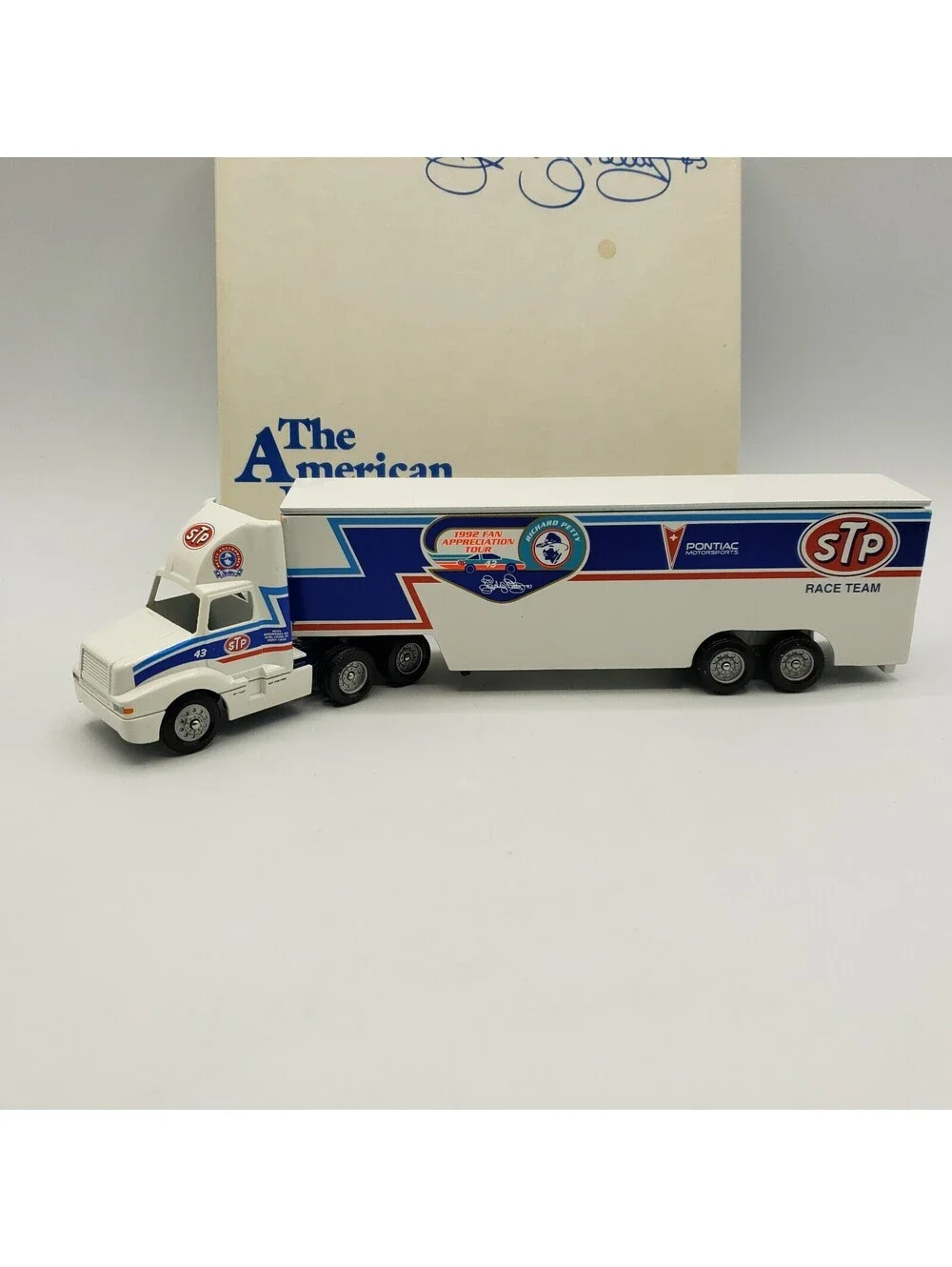 Winross Die Cast Trucks NIB Richard Petty #43 Transporter 1992 Fan Appreciation